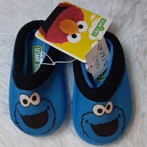 Sesame Street Blue Cookie Monster Slippers Size S (3/4) New